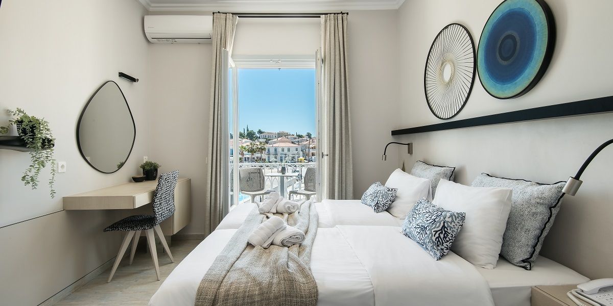 Δίκλινο Δωμάτιο Με Μερική Θέα Θάλασσα